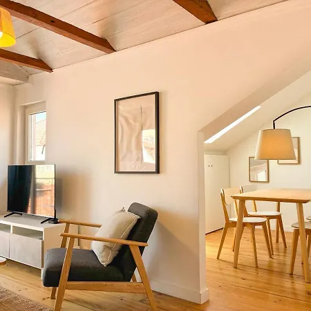 Апартаменты Casa Lapa - Charming With Balcony *