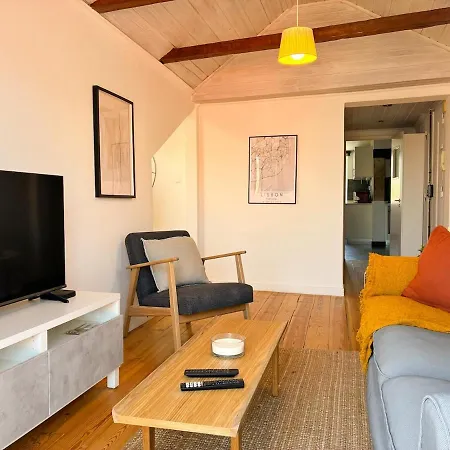 アパート Casa Lapa - Charming With Balcony
